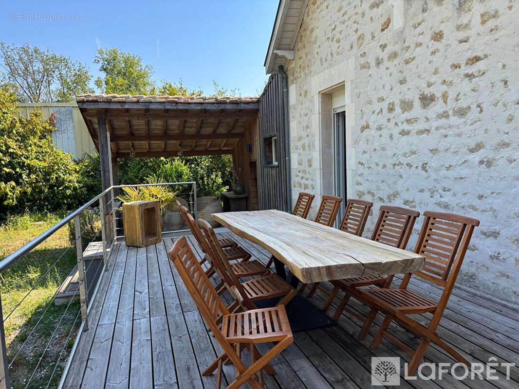 Maison Mainxe Gondeville 4 pièce(s) 126.38 m2 - photo 10