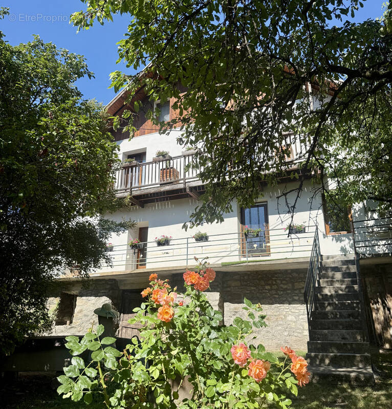 Maison à SAINT-SAUVEUR