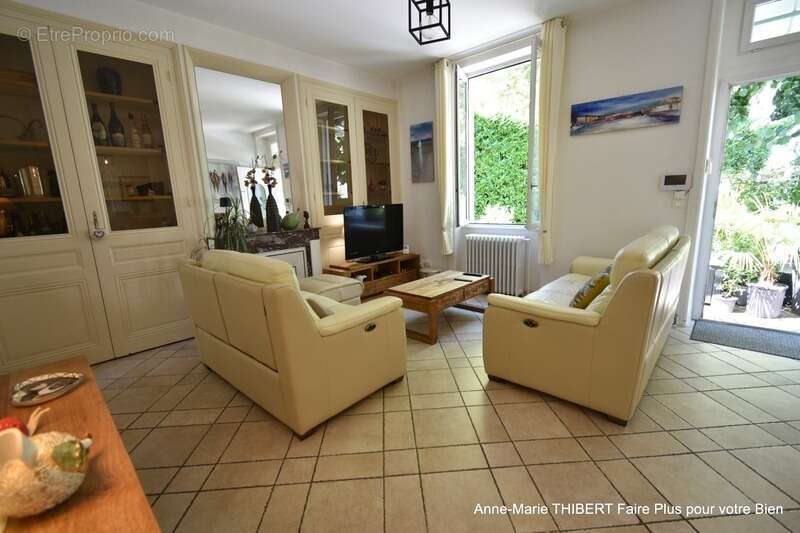 Maison à vendre 6 pièces VILLEURBANNE (69) - photo 9