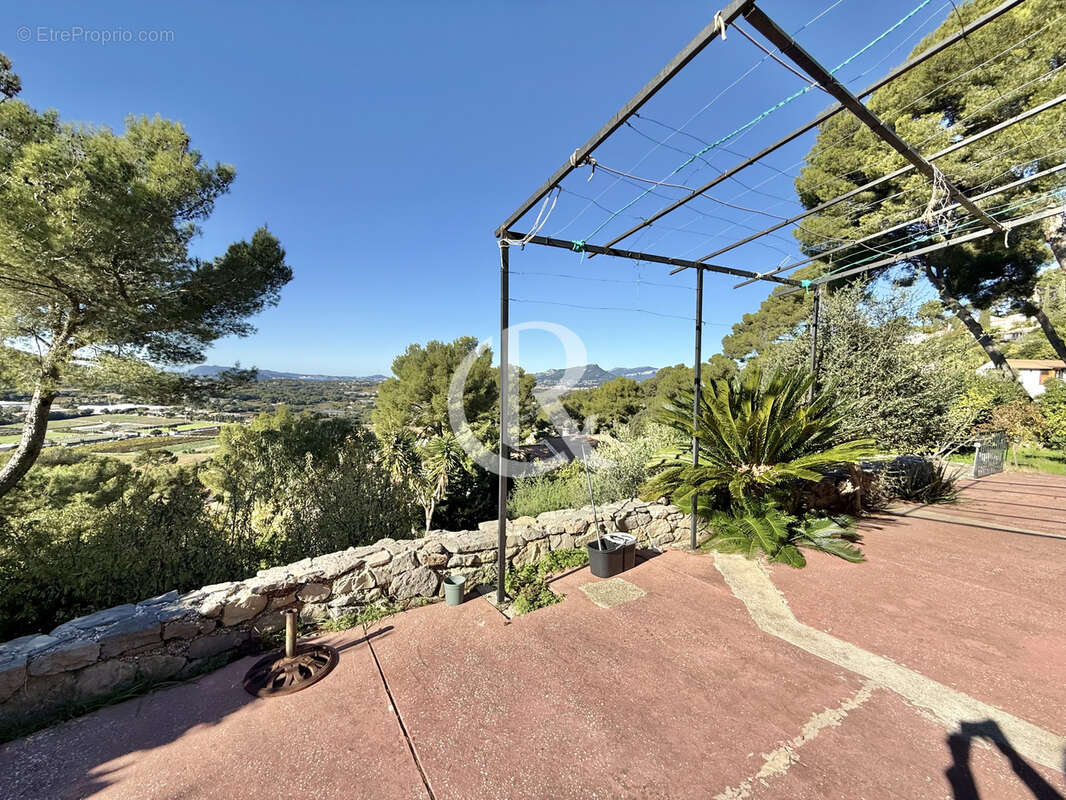 Maison à CARQUEIRANNE