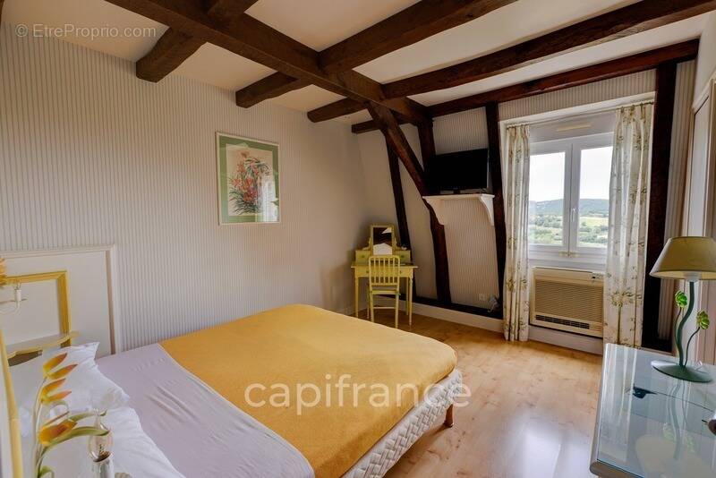 Maison à SAINT-CERE