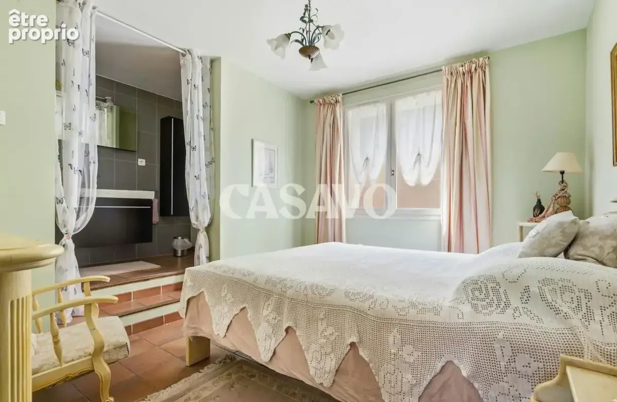 Vente Maison 7 pièces de 176m² - 13540 Aix-en-Provence - photo 12