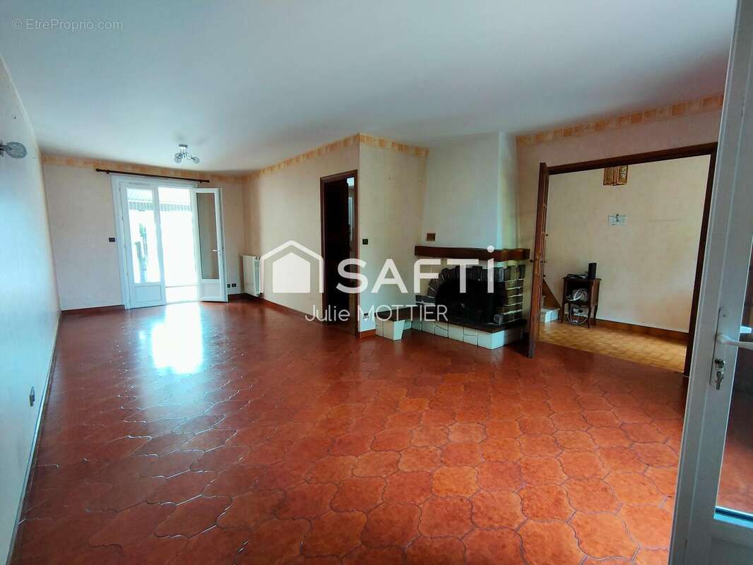 Photo 2 - Maison à LA JARRIE