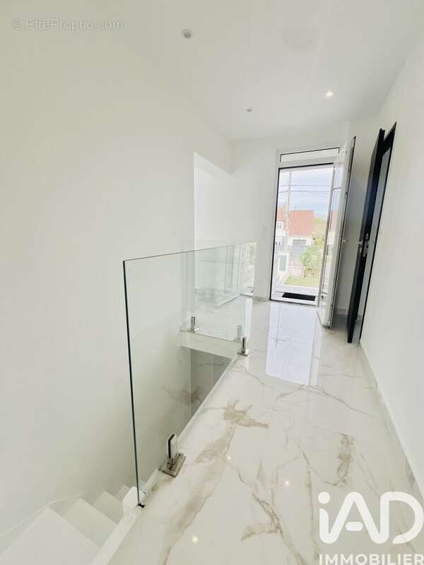 Photo 5 - Maison à VERNEUIL-EN-HALATTE