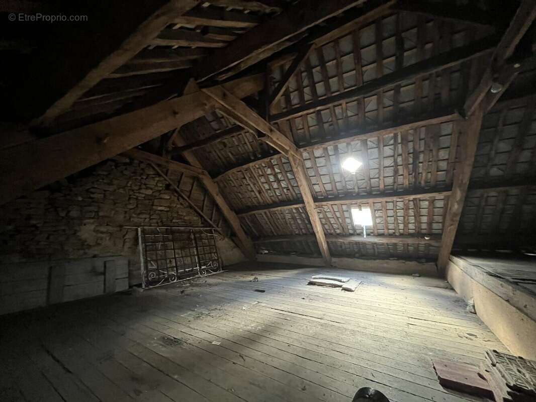 Maison à MENEAC