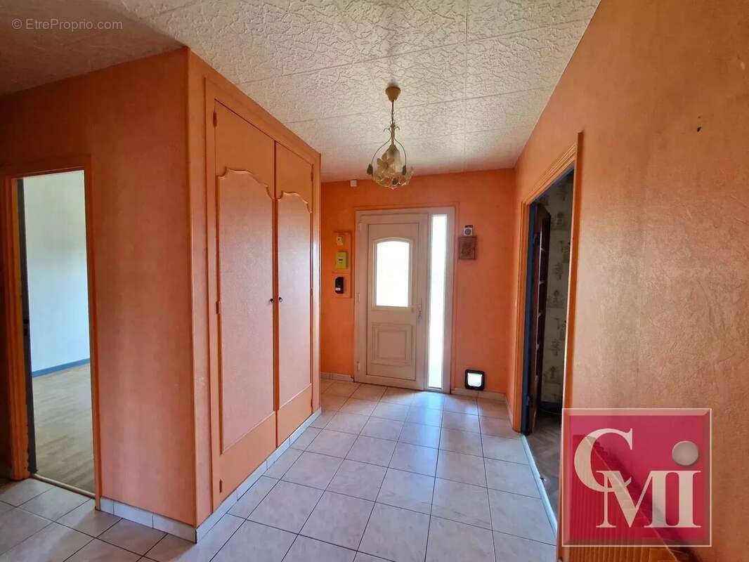 Exclusivité ! DPE en C - Rare : Pavillon de plain-pied sur e - photo 2