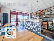 Commerce à LA BOUILLE