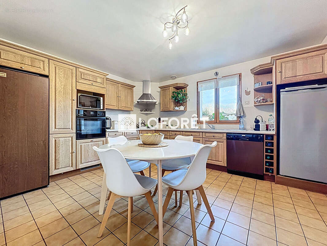 Maison à NOGENT-LE-PHAYE