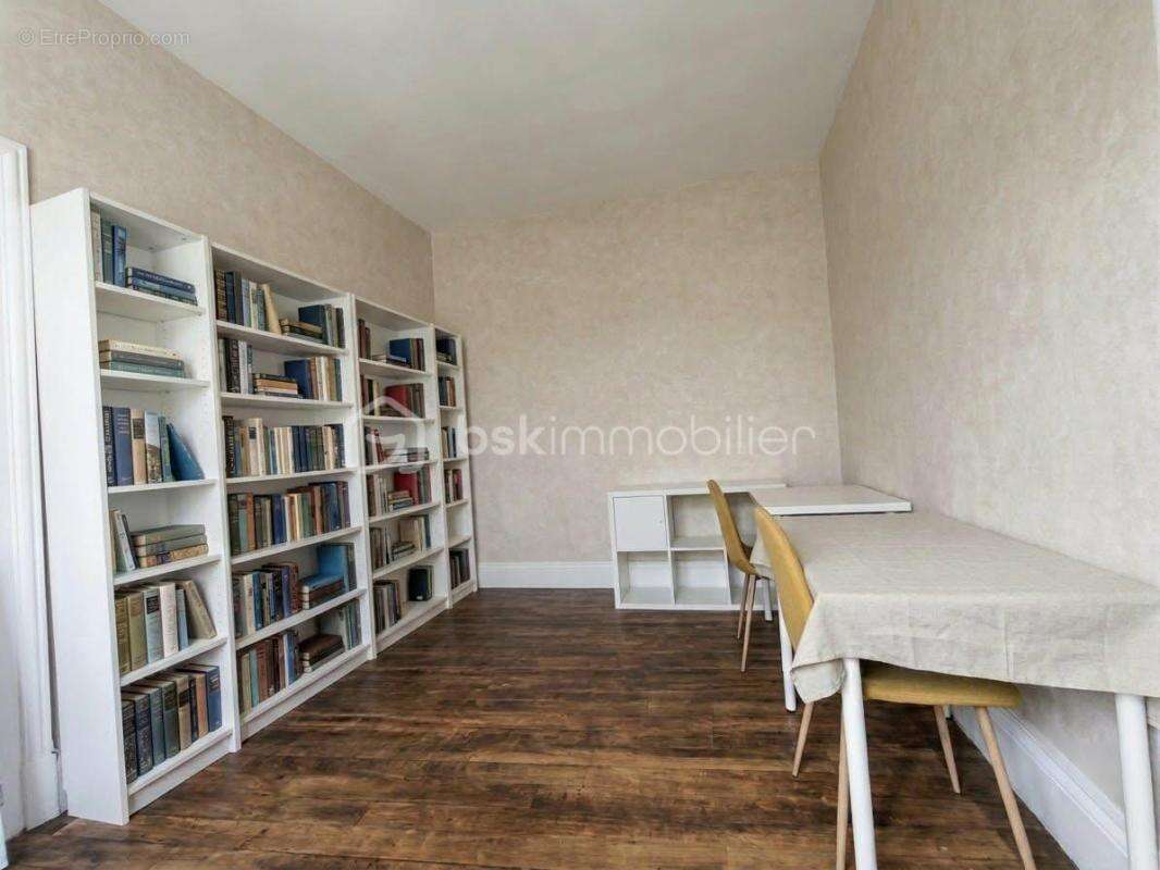 Appartement à MONTMIRAIL