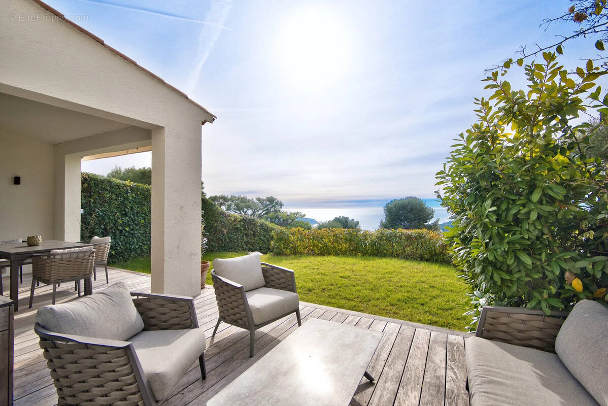 Appartement à VILLEFRANCHE-SUR-MER