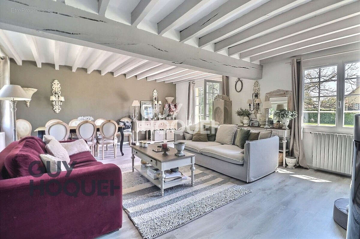 Maison à BERNAY