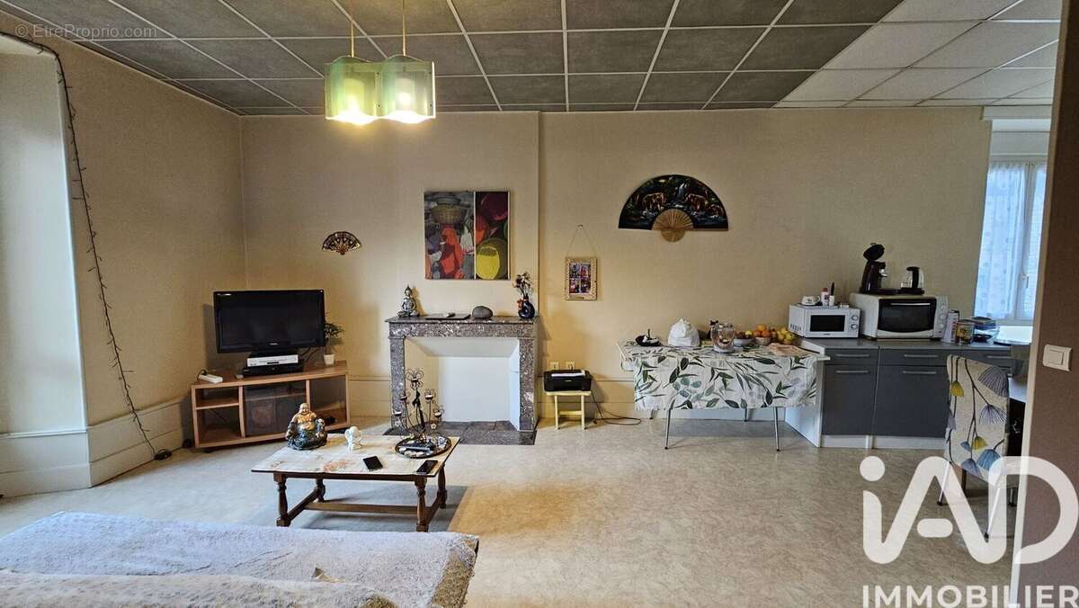 Photo 4 - Appartement à VIC-SUR-CERE