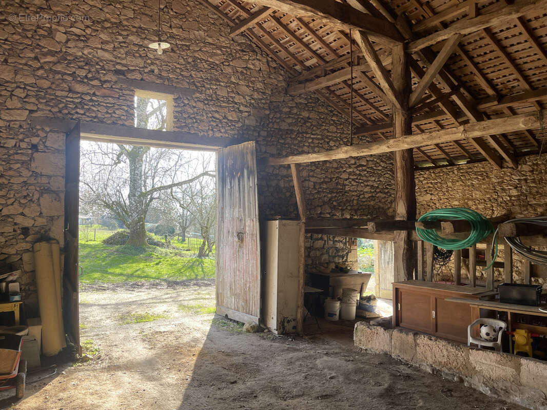 Maison à CHAMPCEVINEL