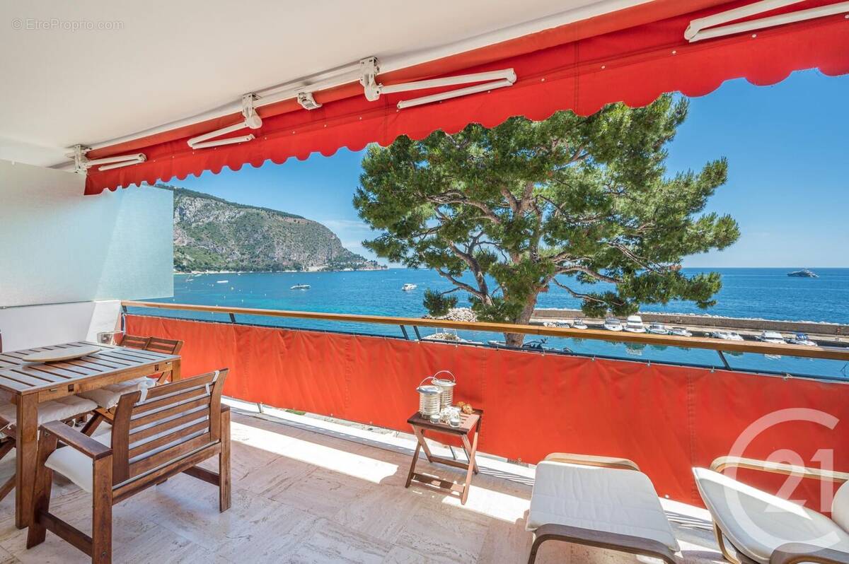 Appartement à EZE