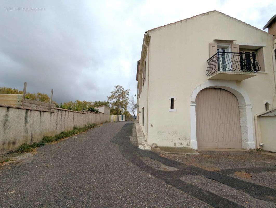 Appartement à MONTADY