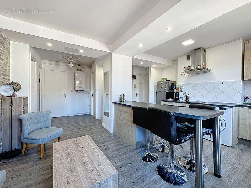 Appartement à SAINT-ETIENNE