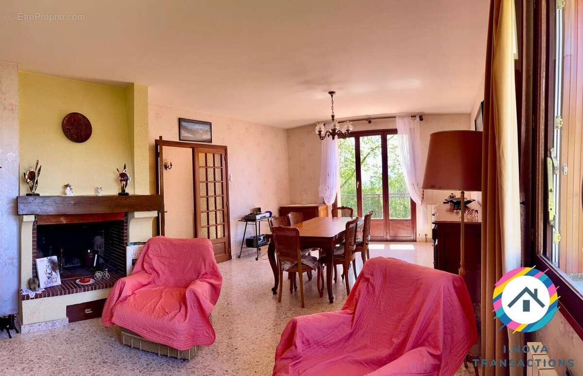 Maison à CINTEGABELLE