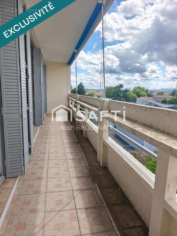 Photo 3 - Appartement à LYON-8E