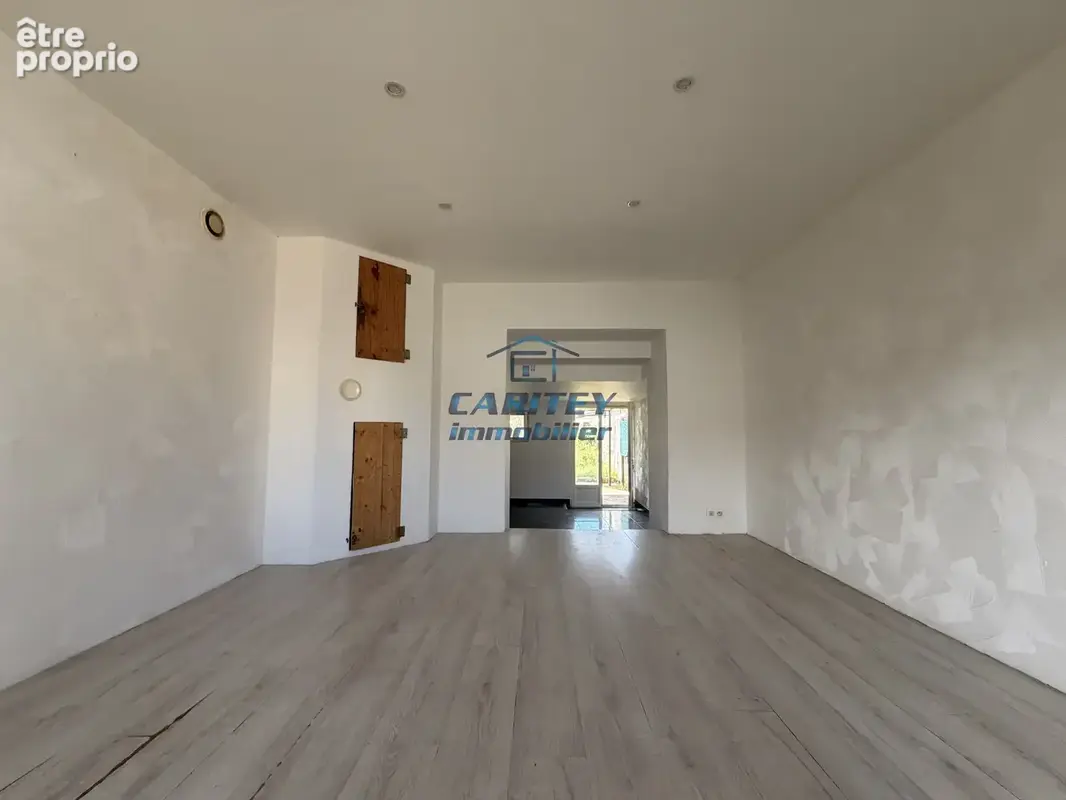 Maison de village   5 chambres   Terrain clos de 255 m2   Saint-Sauveur - photo 3