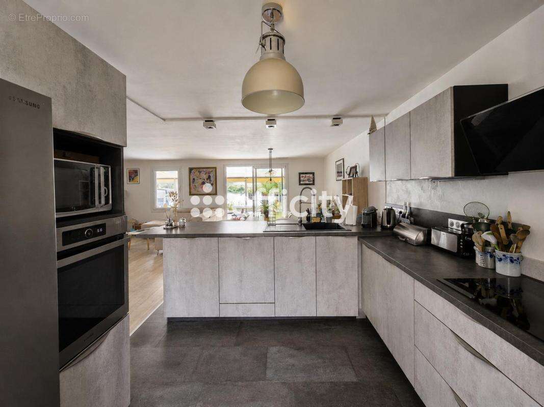 Maison 180 m² à Basse-Goulaine  - photo 6