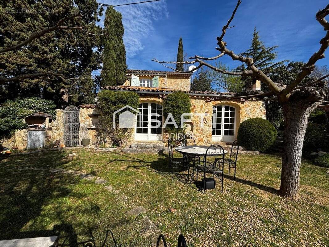 Photo 1 - Maison à LORGUES