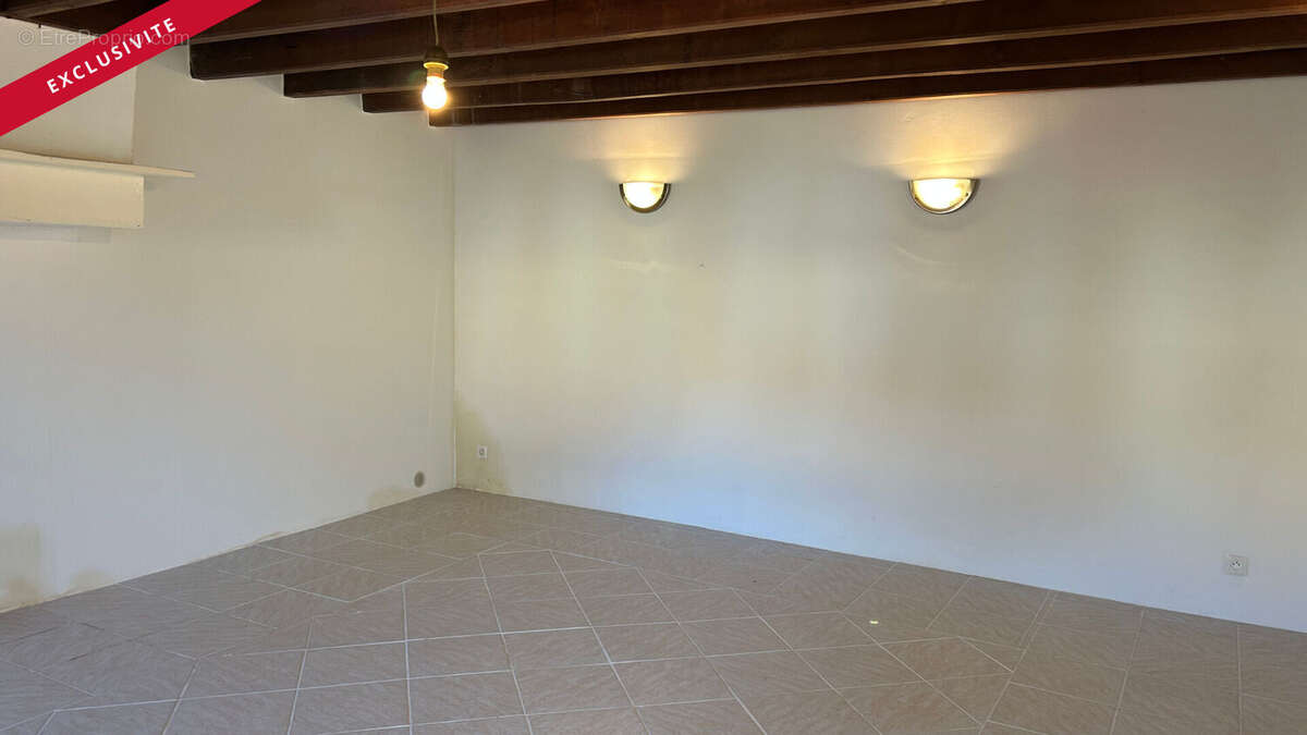 Maison à VIEUX-RUFFEC