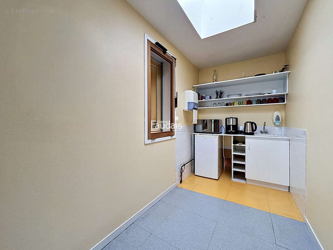 Maison 169 m² à Lithaire  - photo 9
