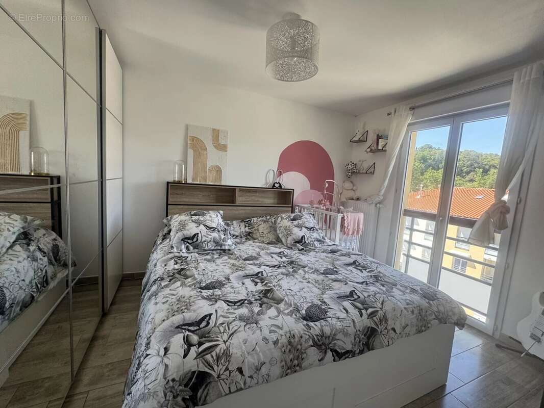 Appartement à VILLENEUVE-LOUBET