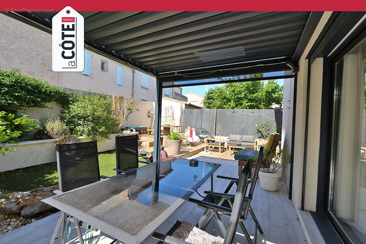 Appartement à CHATEAUNEUF-LES-MARTIGUES