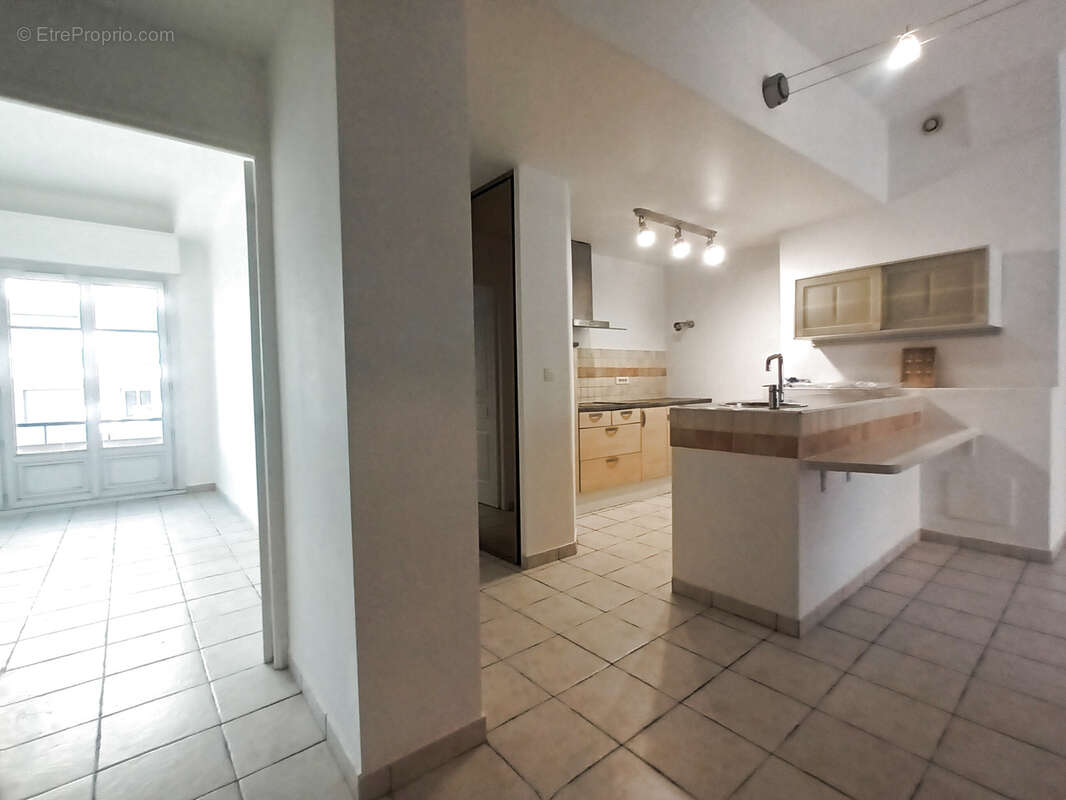 Appartement à LE CANNET