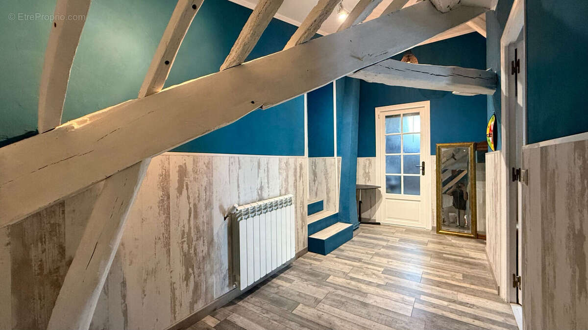 Appartement à CORBEIL-ESSONNES