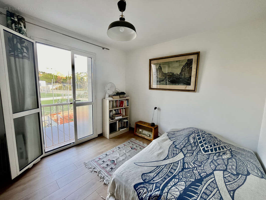 Appartement à MARSEILLE-16E