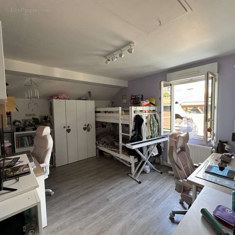 Maison à CHELLES