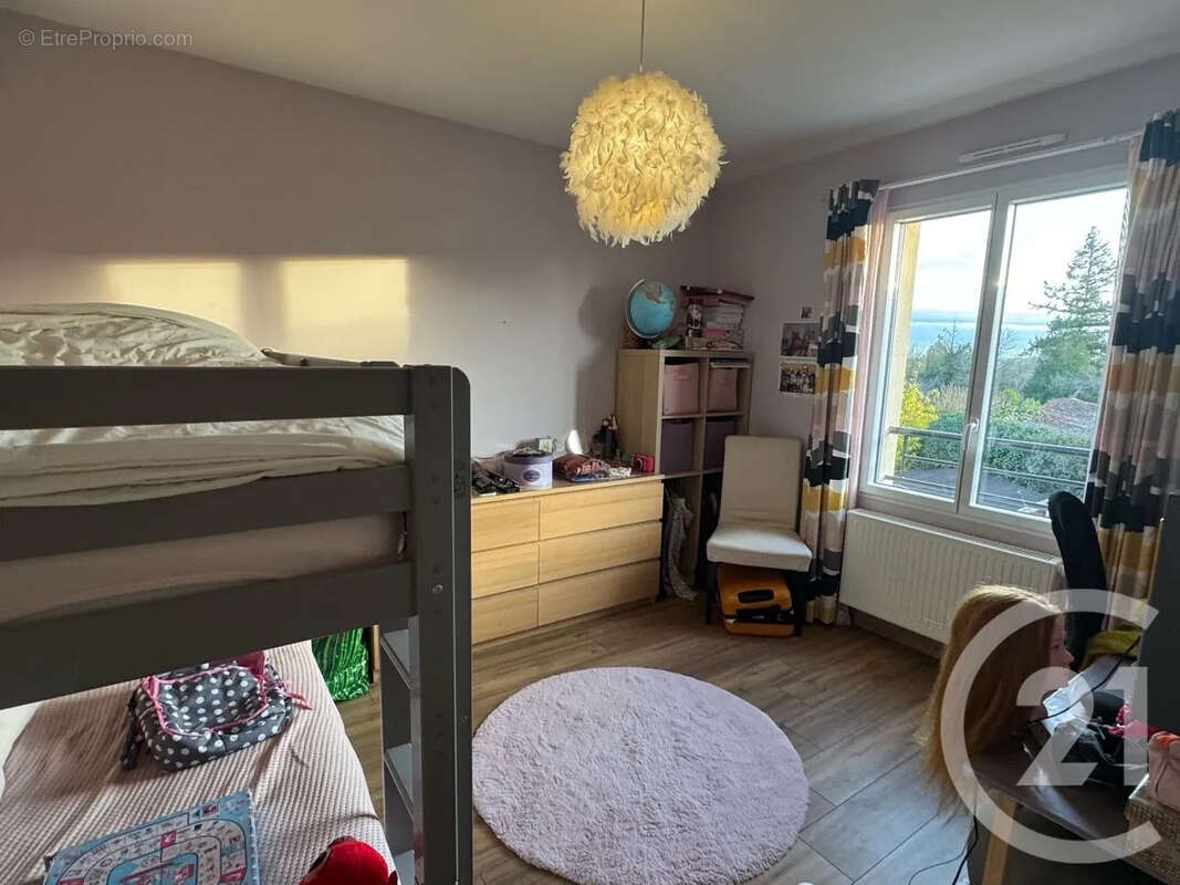 Maison à DAMMARTIN-EN-SERVE