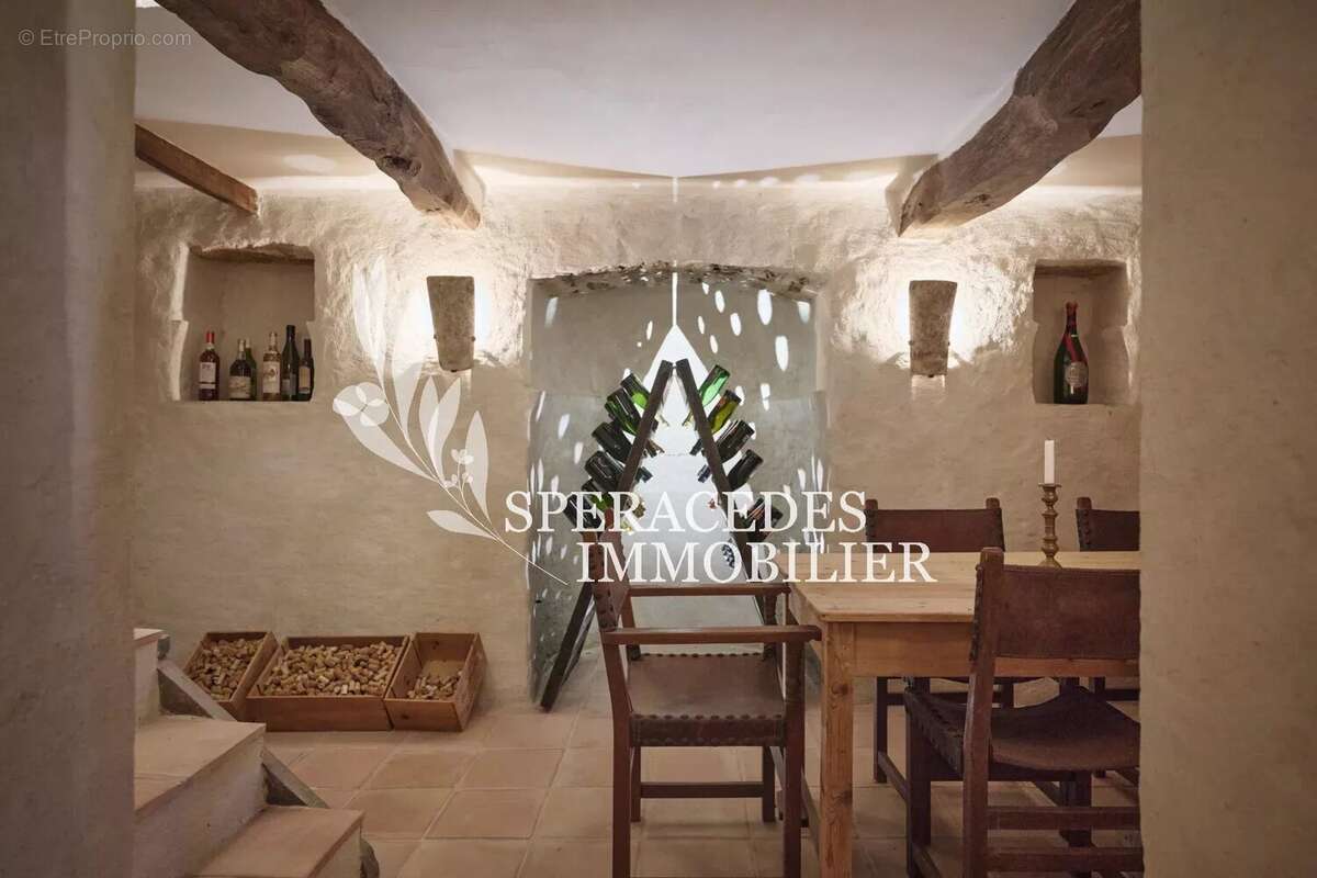 Maison à PEYMEINADE