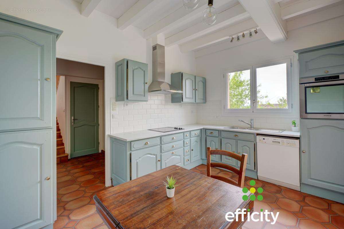 Maison à SAINTE-FOY-LES-LYON