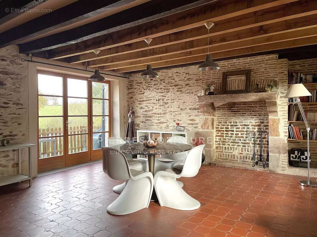 Maison à CULAN