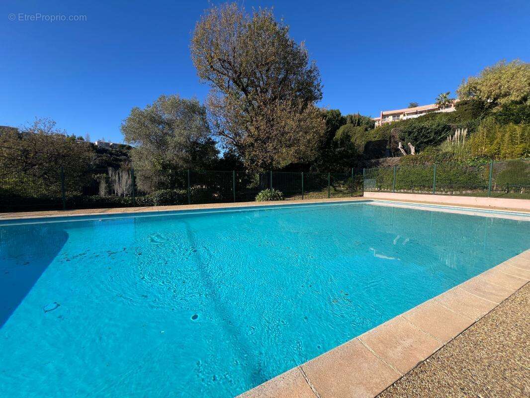 Appartement à VILLENEUVE-LOUBET