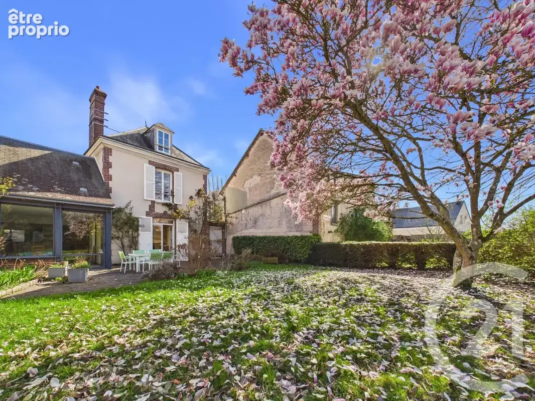 Maison 8 pièces 246 m² à vendre à Chartres (28000) - photo 3