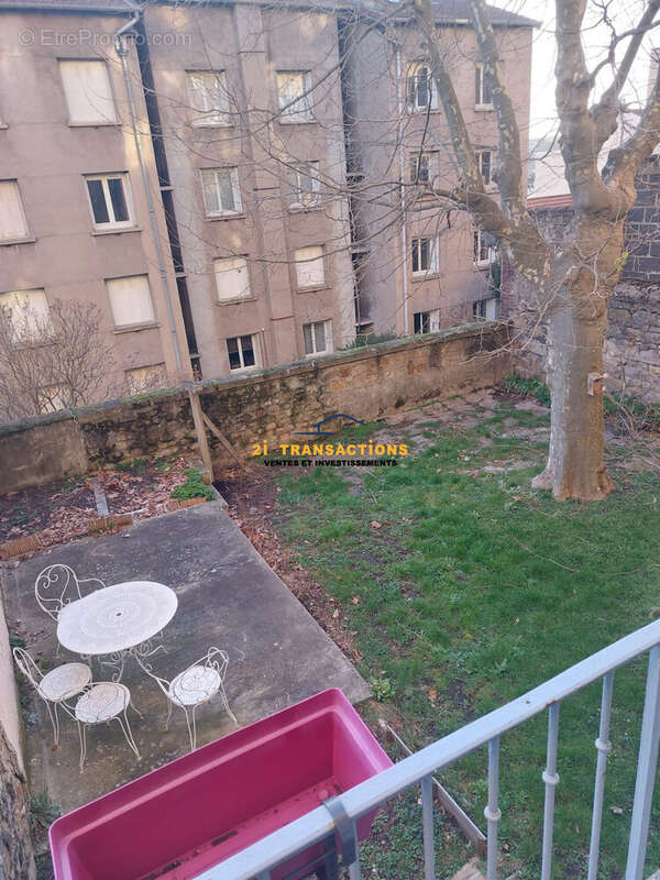 Appartement à SAINT-ETIENNE