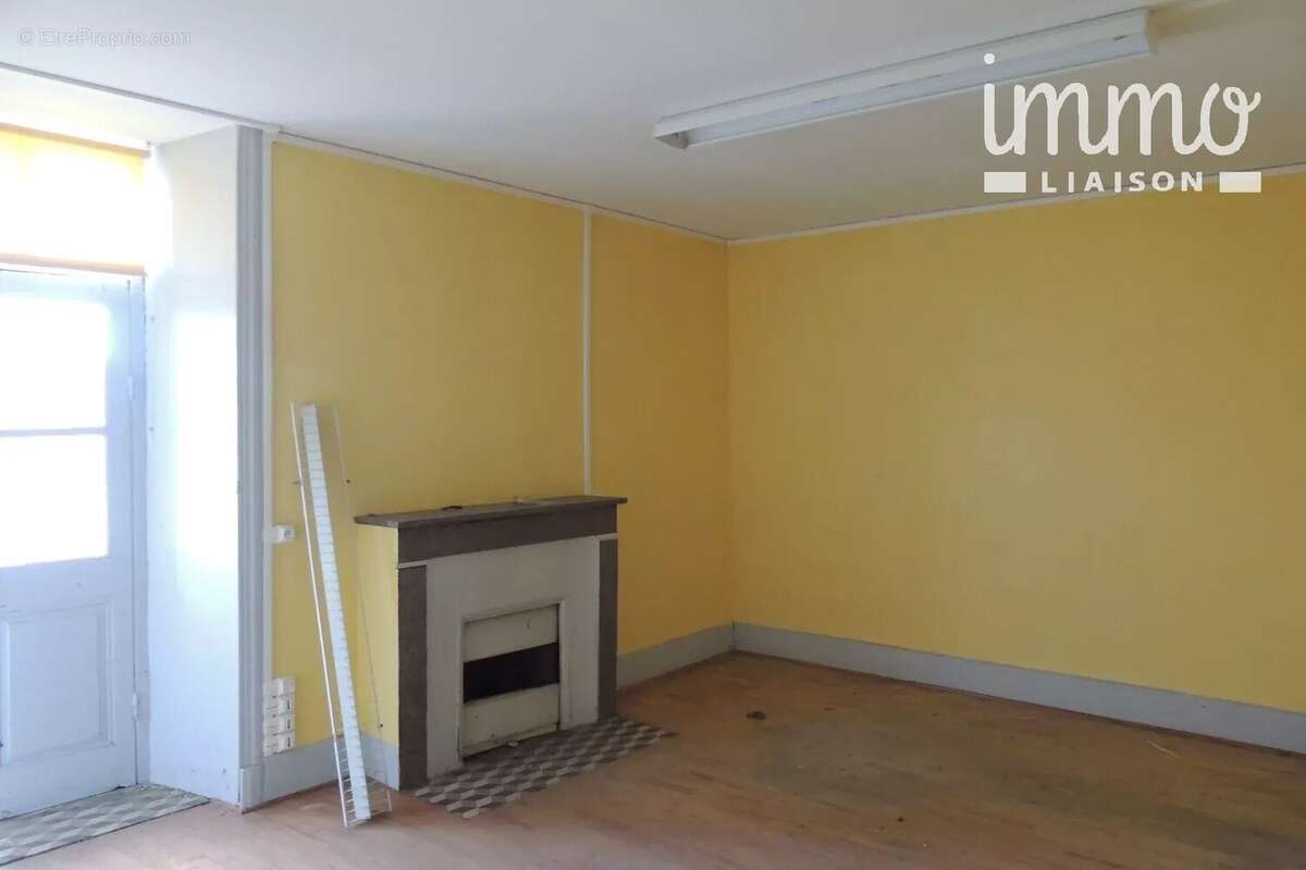 Maison à SAINT-JEAN-LE-CENTENIER