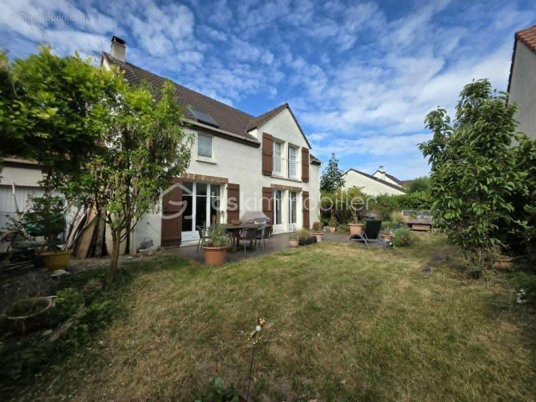 Maison individuelle familiale de 145,62 m² – 5 chambres – Bords de Marne - 2 grands GARAGES - photo 18