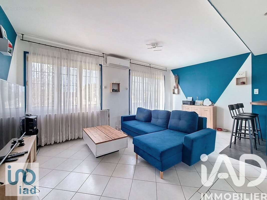 Photo 2 - Maison à CHARMOY