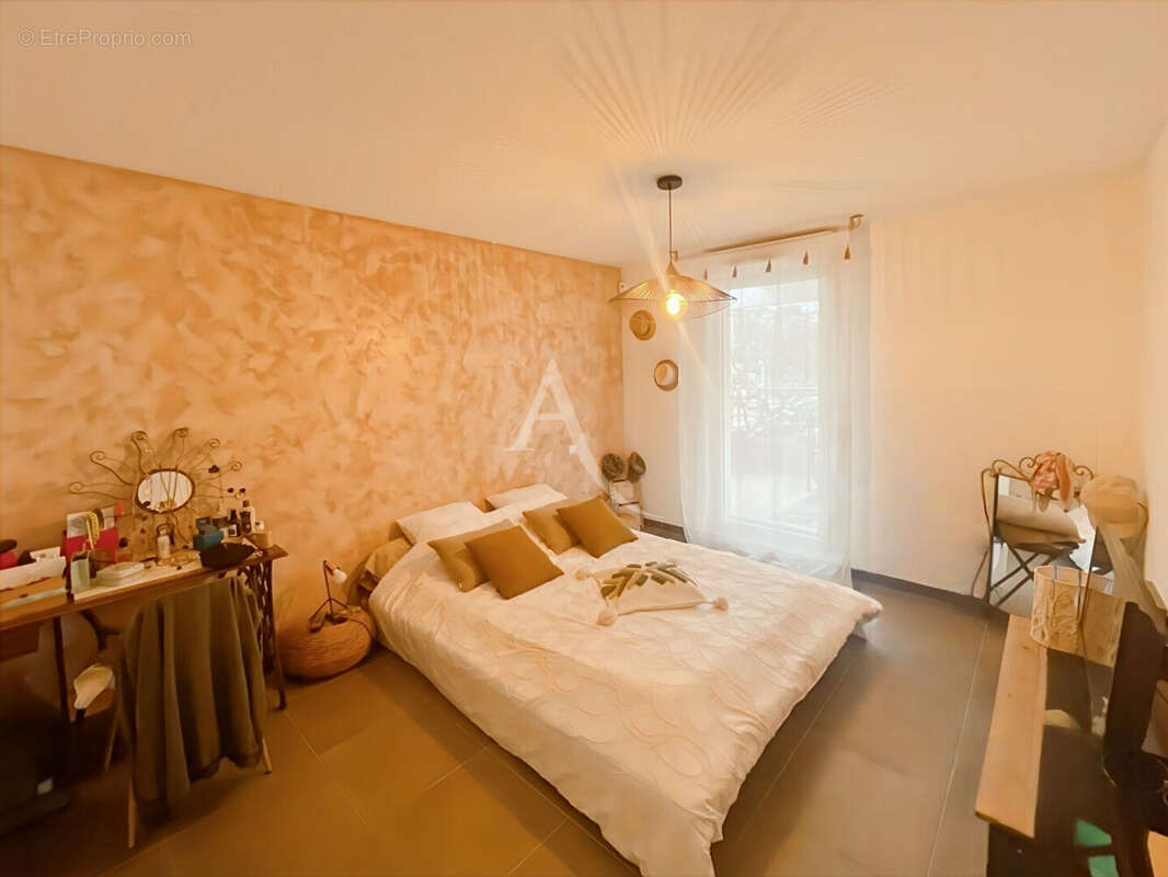 Appartement à MARSEILLE-13E