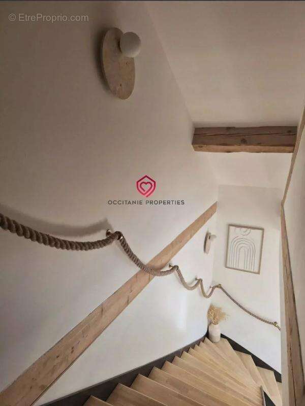 Maison à BELVEZE-DU-RAZES