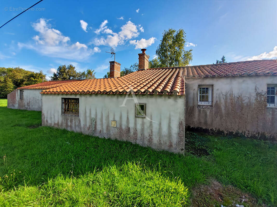 Maison à SALLERTAINE