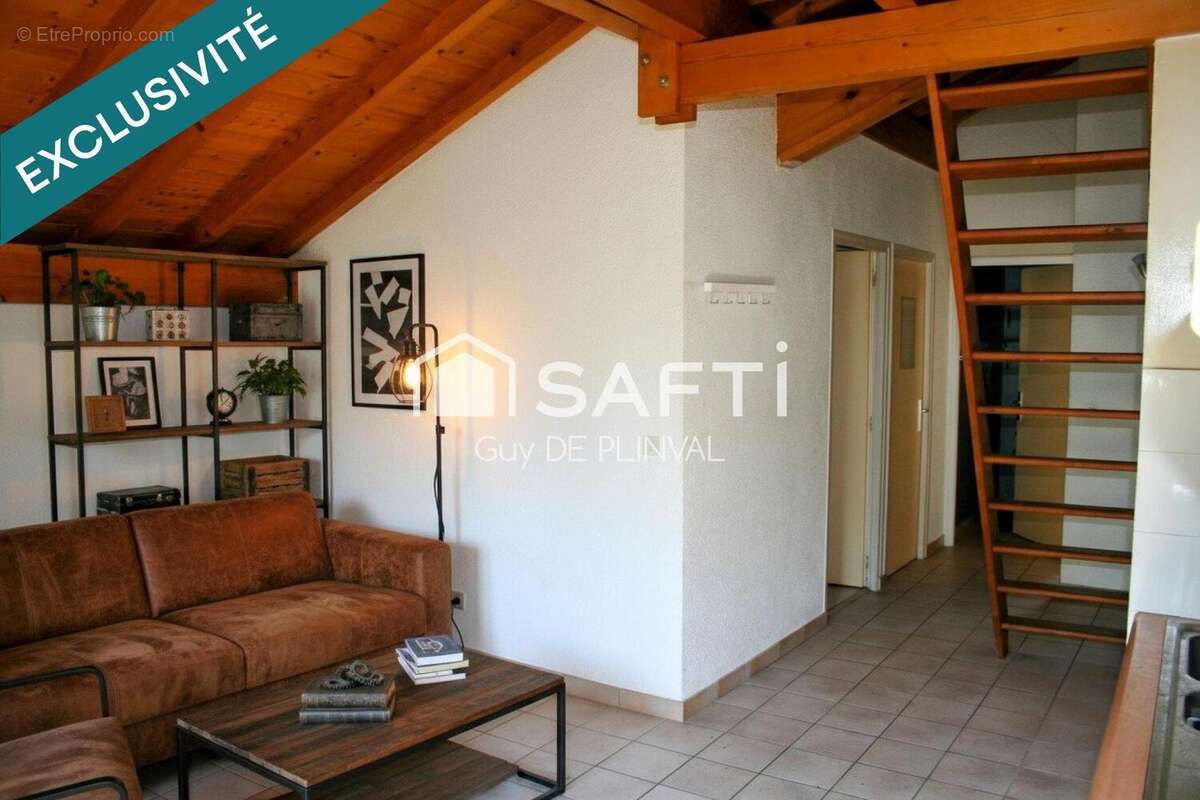 Photo 3 - Appartement à VIRY