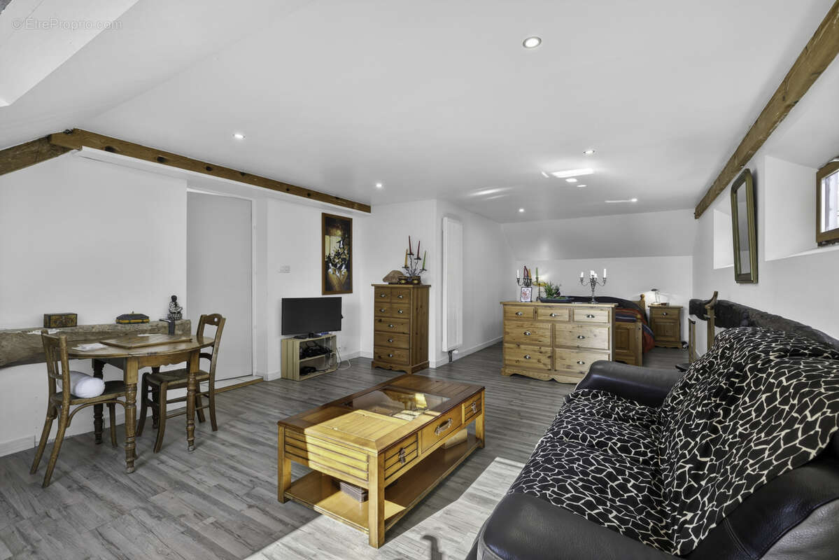 Maison à LA BIOLLE