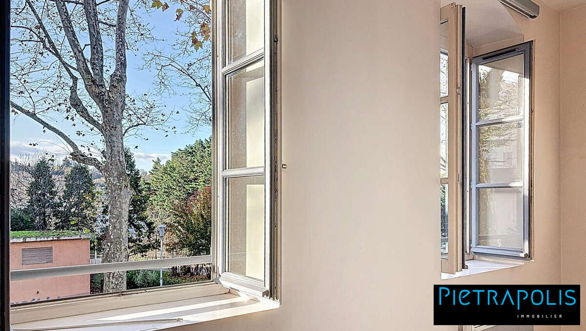 Appartement à LYON-9E