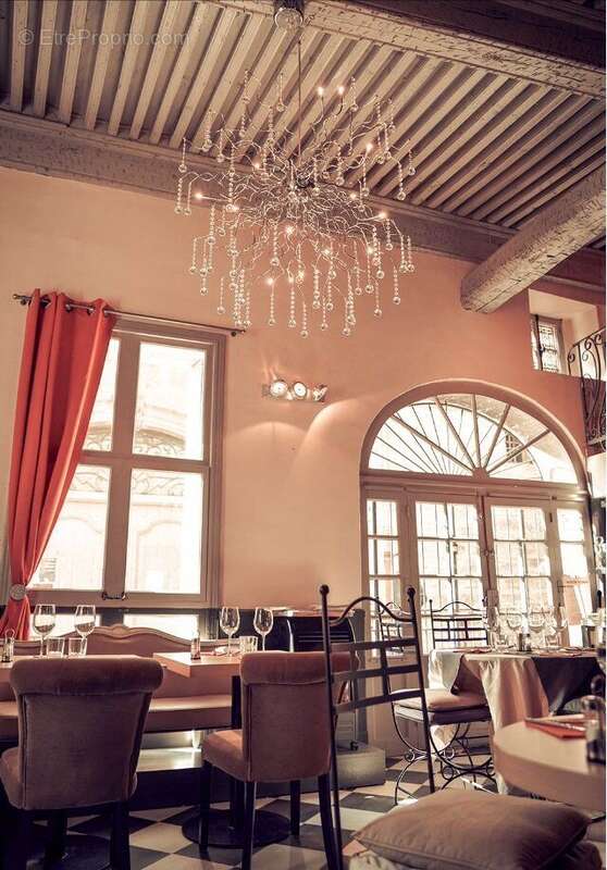 Photo 6 - Commerce à PEZENAS